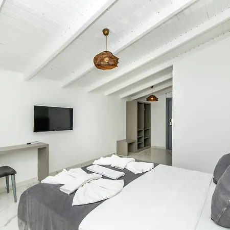 Leonis Otel Kaş