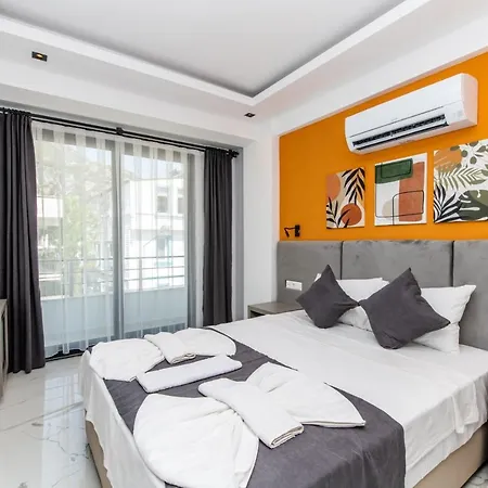 Leonis Otel