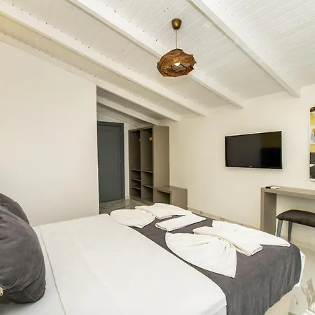 Leonis Otel Kaş