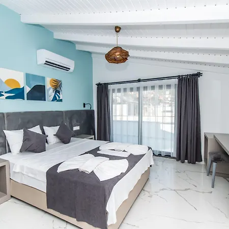Otel Leonis *
